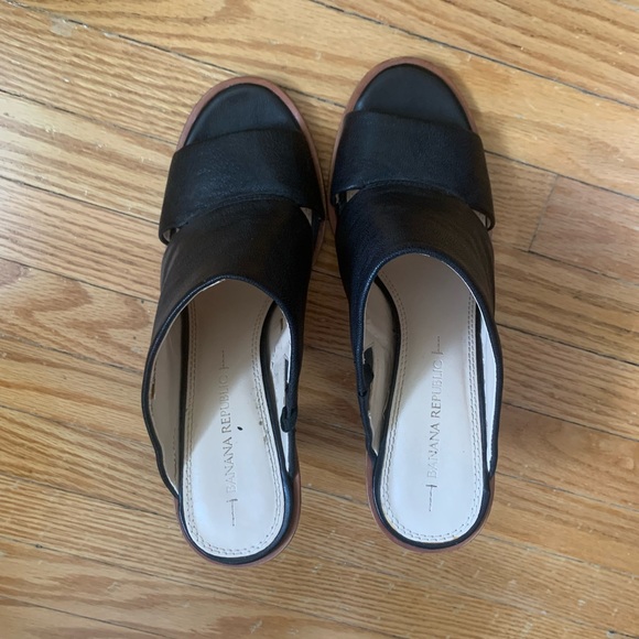 Vintage Banana Republic mules (7.5) - Picture 3 of 8